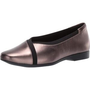 NWT Clarks Women's Un Darcey Ease Pebble Metallic Leather 7 M US 